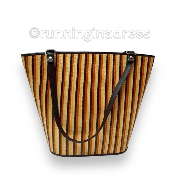 NWOT Le Sac Hand Woven In Philippians Bucket Shoulder Bag - Picture 1 of 13